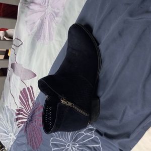 Shoes,size 7 1/2 from American rag